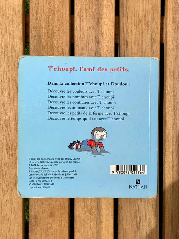 Livre : découvre les contraires avec tchoupi - photo numéro 4