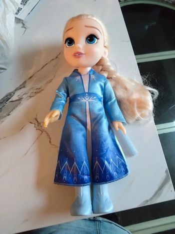 Poupée Elsa reine des neiges frozen