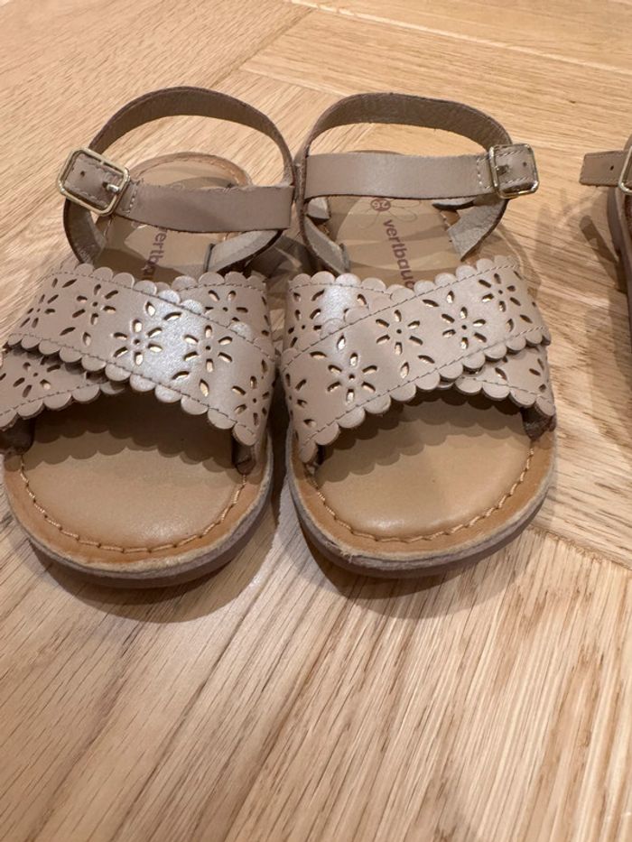 🤎 lot de 2 paires de sandales fille pointure 26 Vertbaudet 30€. - photo numéro 3