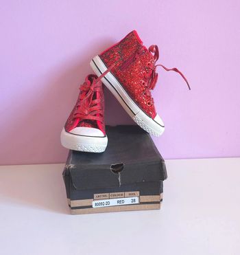 Jolie chaussure taille 28