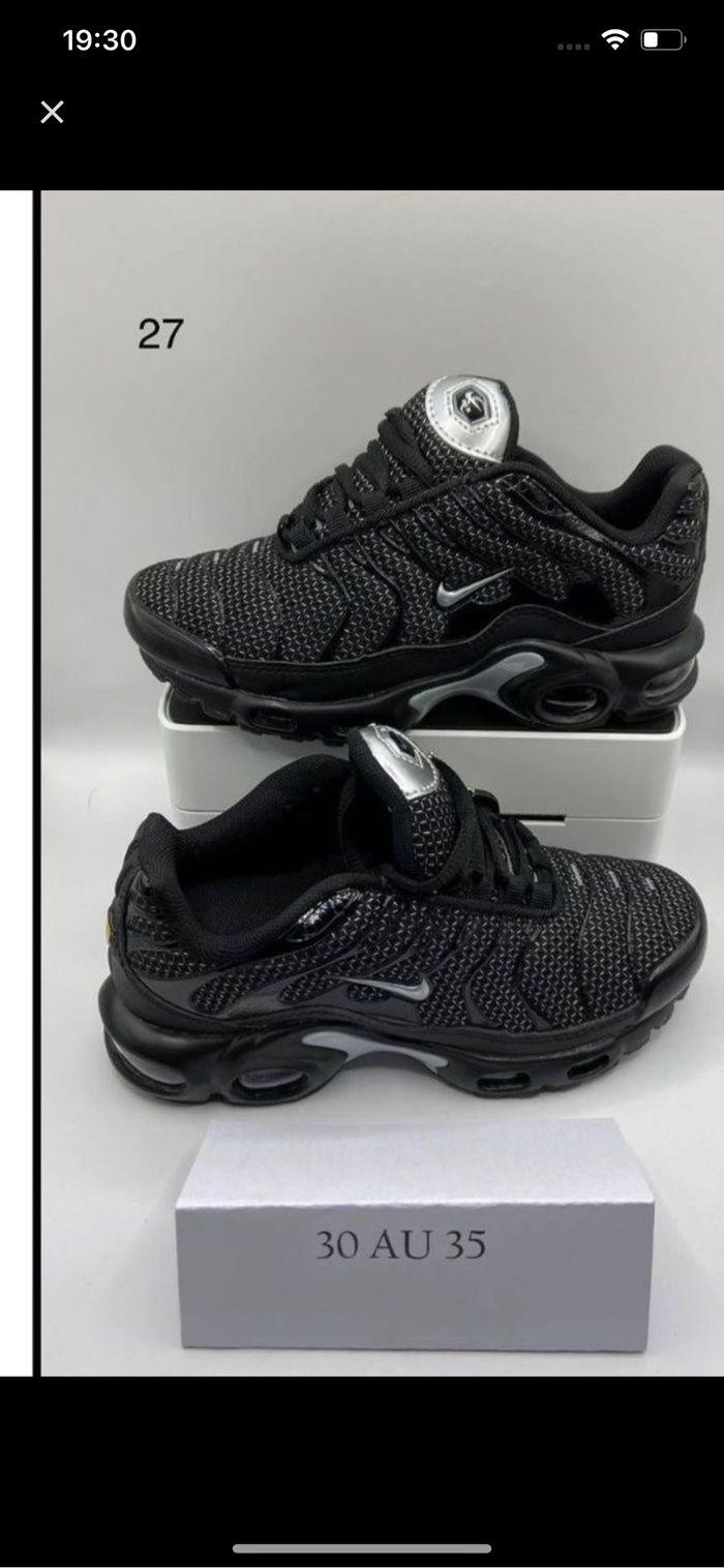 Nike tn noir gris 31