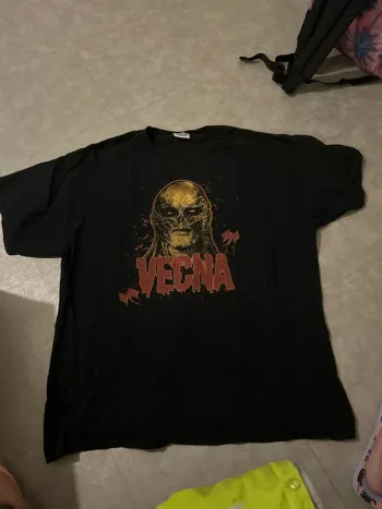 TEE shirt stranger things
