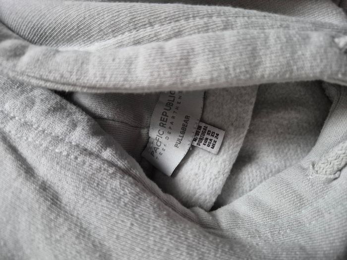 Sweat Pull & Bear gris - Taille XS - Très bon état - photo numéro 9