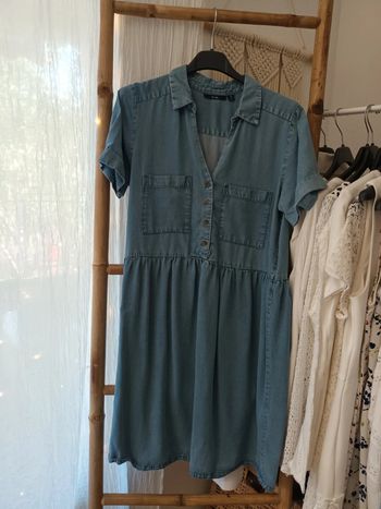 Jolie robe en jean fluide taille 36