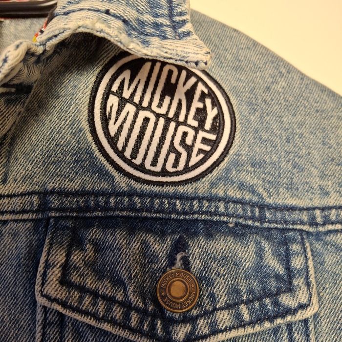 Veste jean Mickey Disney 7/8 ans (128 cm) – super état - photo numéro 3