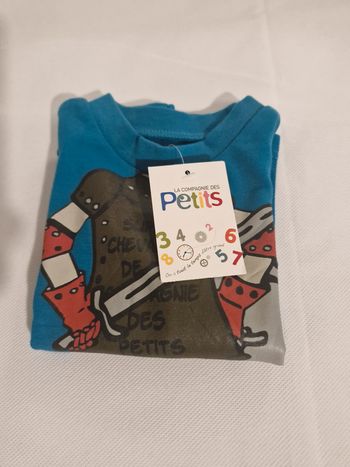 T-shirt manches longues motif chevalier 2 ans La Compagnie des Petits