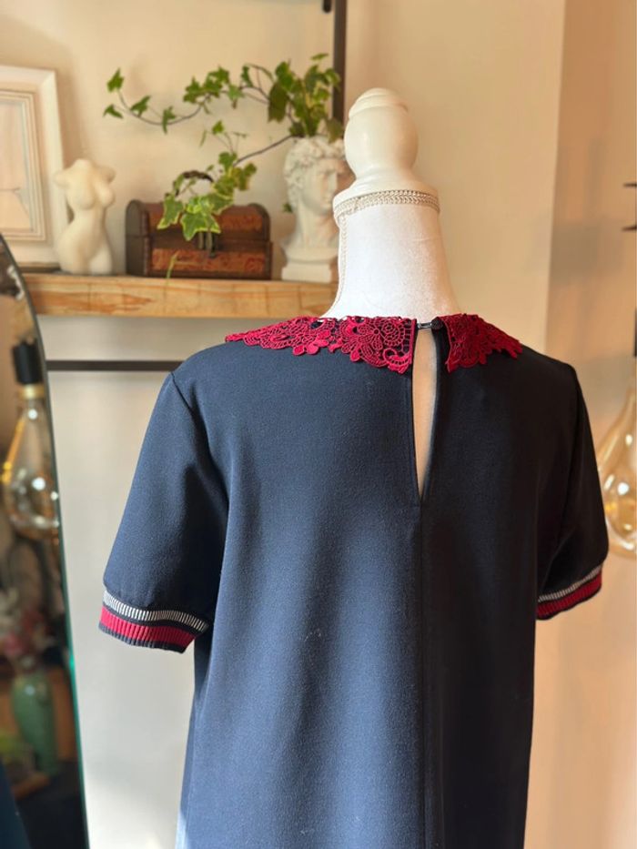 Robe bleu marine à col Claudine dentelle Kookaï – Taille 42 - photo numéro 6