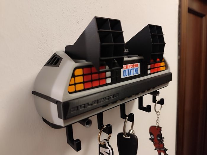 Porte clefs mural Delorean - photo numéro 2