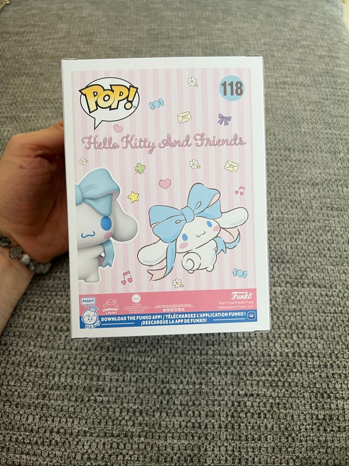 Figurine Funko Pop Hello Kitty and Friends Cinnamoroll Limited Edition Supreme - photo numéro 3