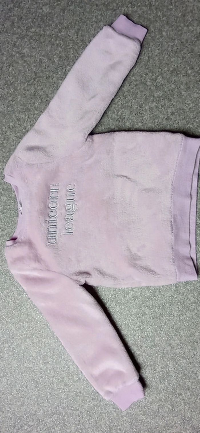 H&M pull doux taille 2/4 ans 
Très bon état - photo numéro 4