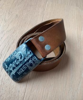 Ceinture superdry t.S (85 cm)