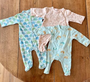 Pyjamas fille taille 1 mois