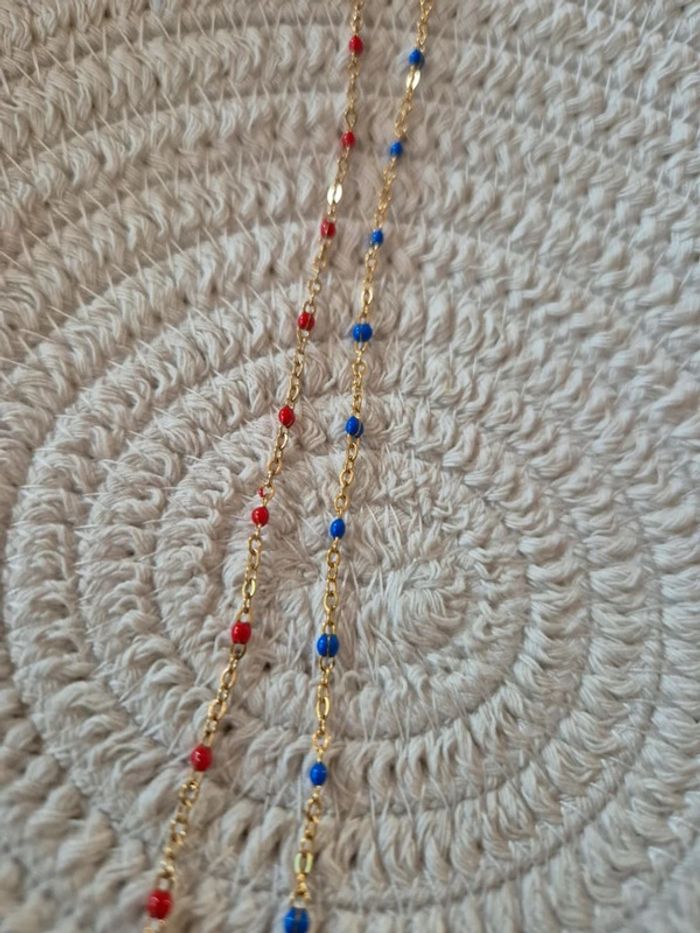 LOT de 2 bracelets dorée or 1 perles rouge 1 perles bleu 🌸 NEUF 🌸 en acier inoxydable - photo numéro 1