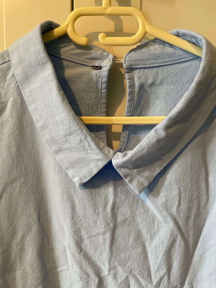Blouse bleue - photo numéro 2