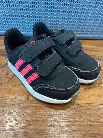 Basket adidas P24