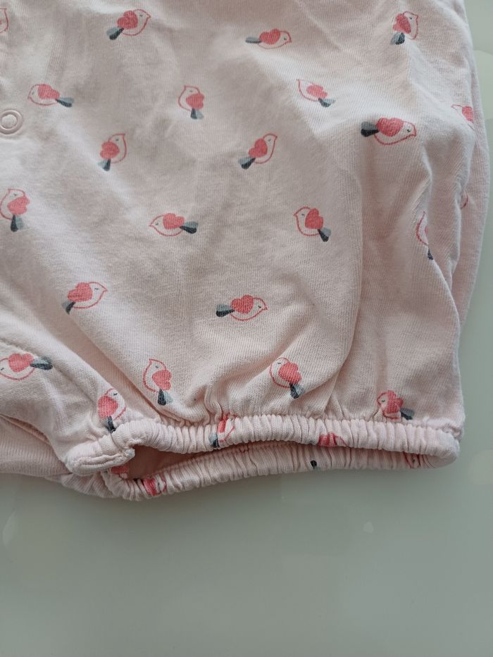 Combishort neuve taille 9 mois - photo numéro 8