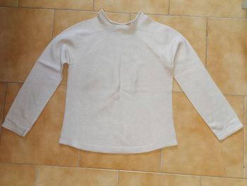 Pull col rond beige