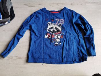 T shirt manche longue 2 a  4 ans