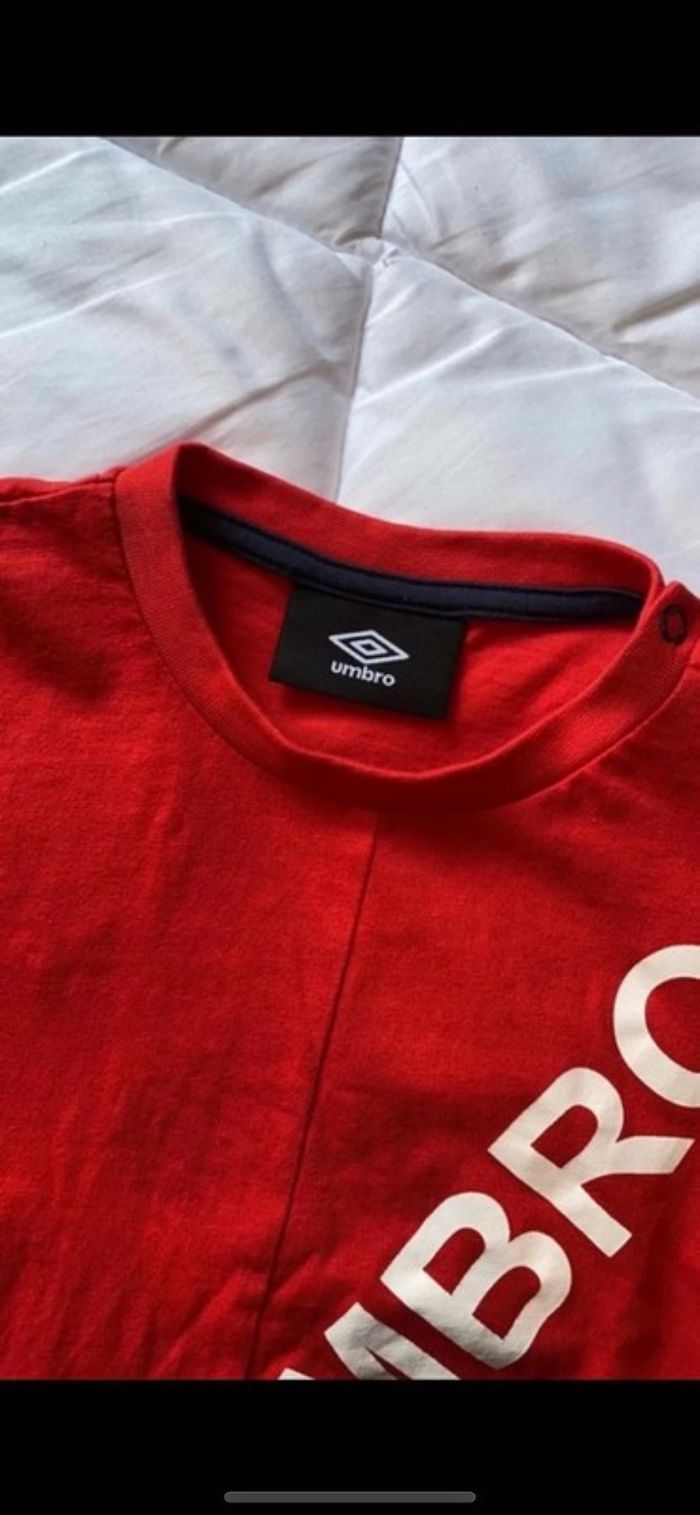 T-shirt Umbro rouge - photo numéro 2