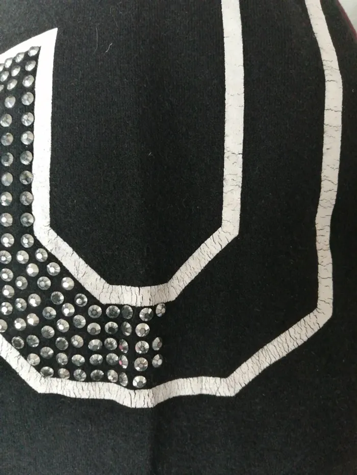 Robe pull noire à strass avec numéro 89 / estelle / (M-L) - photo numéro 5