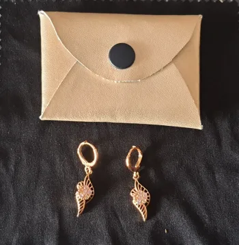 Jolies boucles d'oreilles