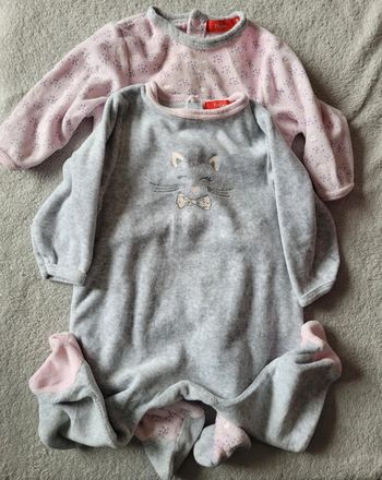 Lot de 2 pyjamas 9 mois 71 cm