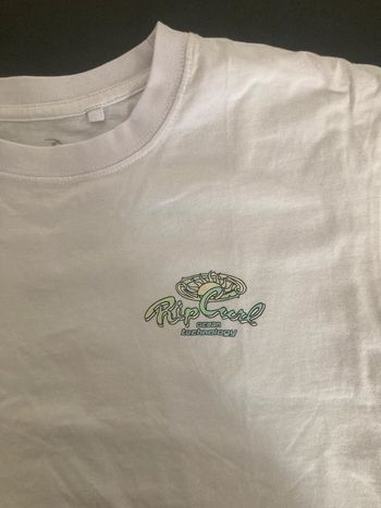TEE shirt rip curl 12 ans