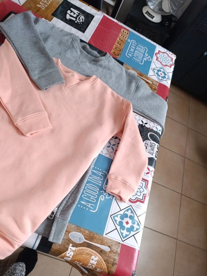 Deux robe sweat 9 ans - photo numéro 2