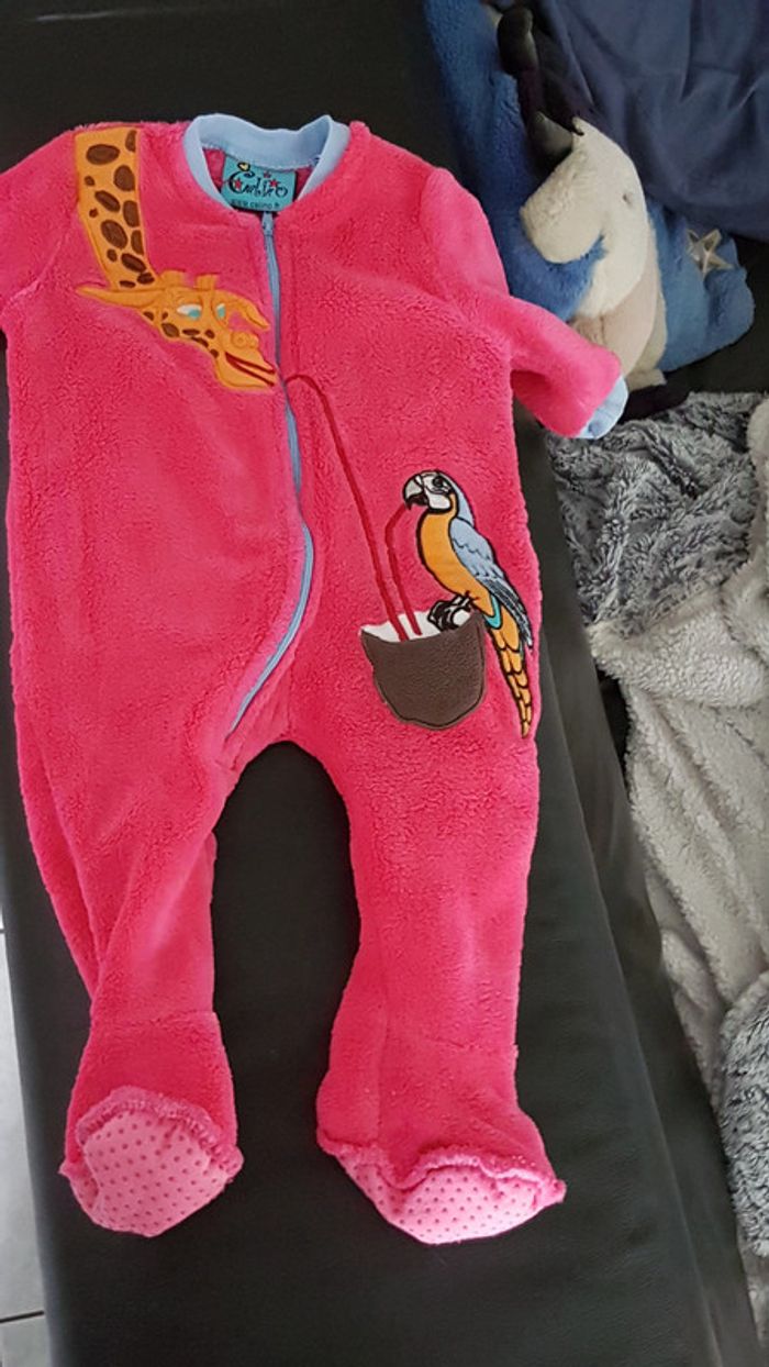 Pyjama ou sur pyjama - photo numéro 2