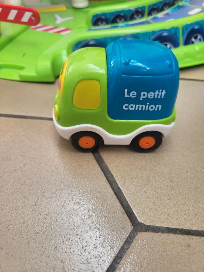 Circuit avec 1 voiture - photo numéro 7