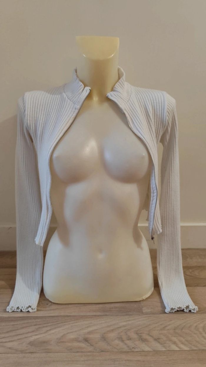 Petit pull court / sweat à col S - Bershka - photo numéro 4