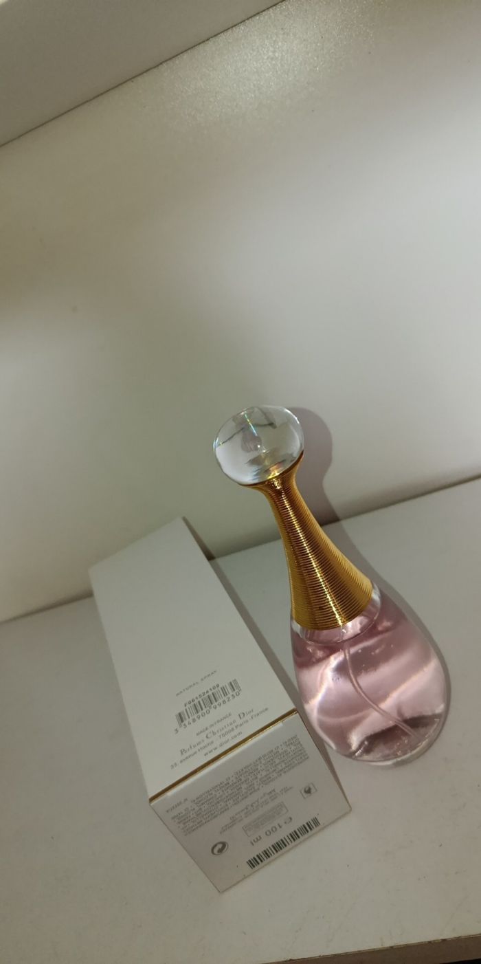 Parfums j'adore - photo numéro 2