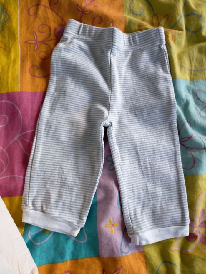 Lot 3 pantalons 6 mois - photo numéro 6