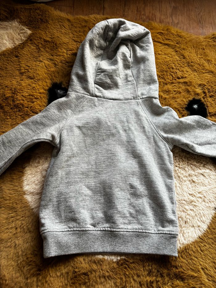 Sweat gris BATMAN t.6m - photo numéro 5