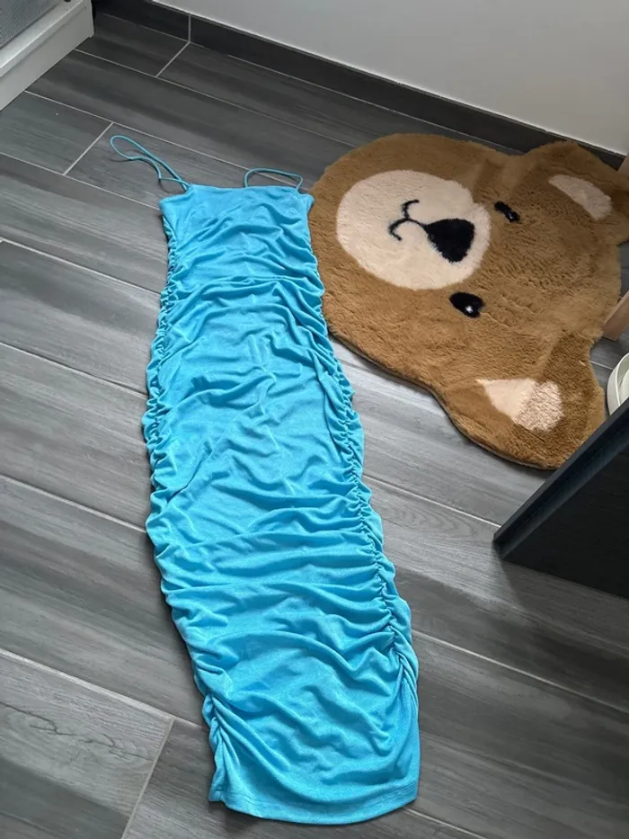 Robe moulante
