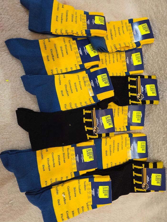 Lot de 10 paires de chaussettes aux couleurs de clubs de football – Taille 31-46 – Neuf