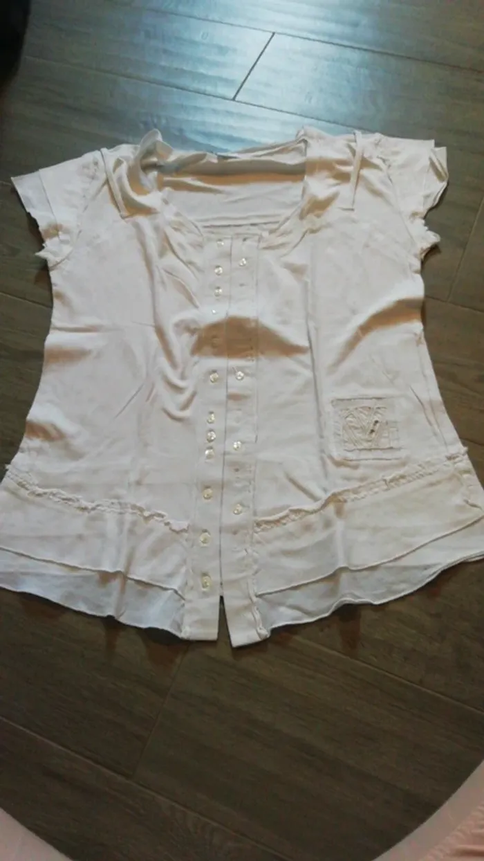 T shirt