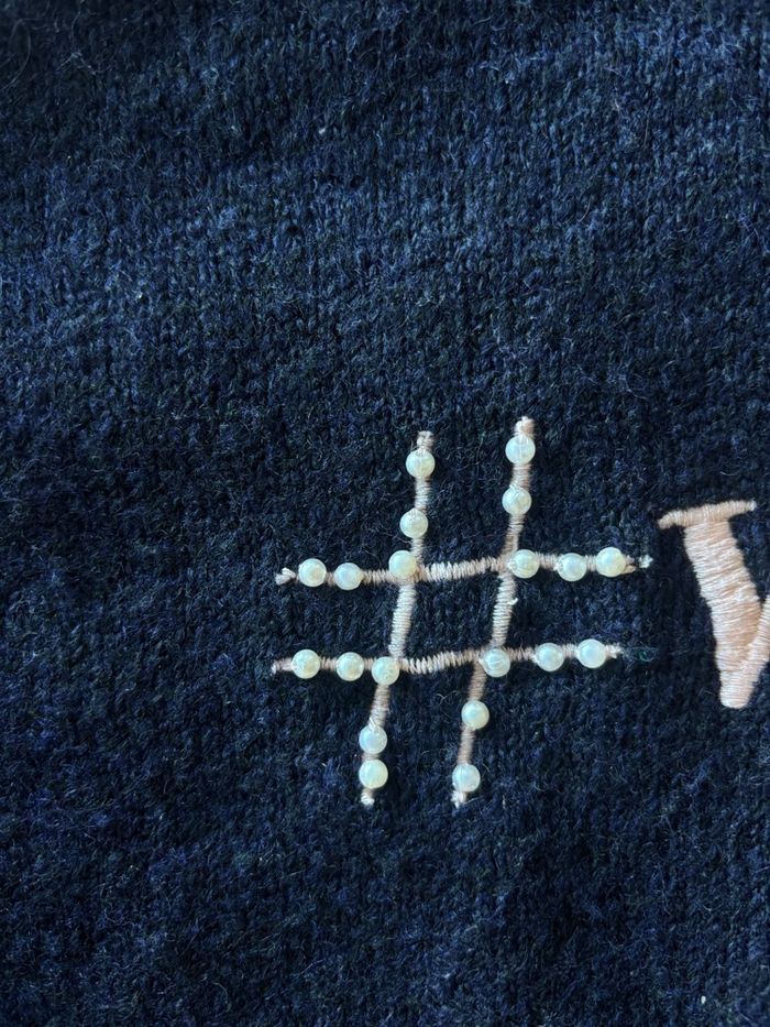 Pull bleu marine - photo numéro 2