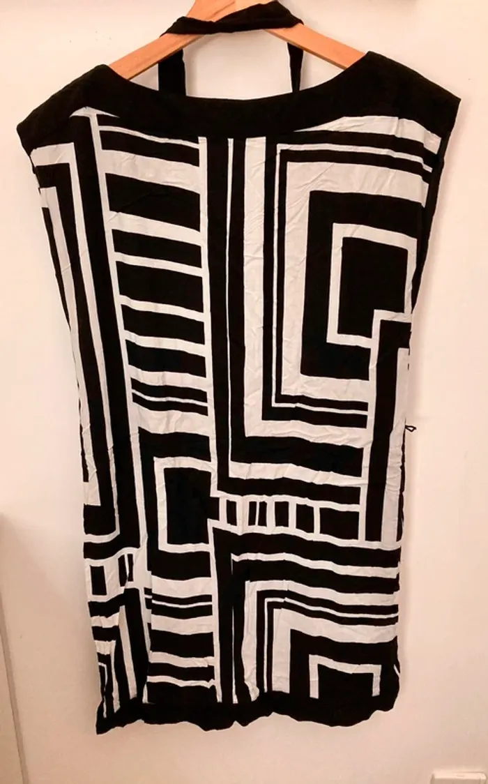Robe midi à motifs géométriques noir et blanc cassé taille 38 - photo numéro 2