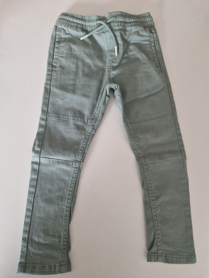 Pantalon garçon 3 ans La fabrique des garçons  vert sauge