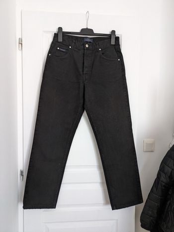 Jean droit noir - Valentino - taille 34 (FR 44)