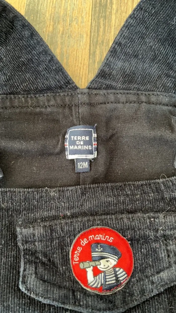 Salopette longue et t-shirt manches longues - photo numéro 4