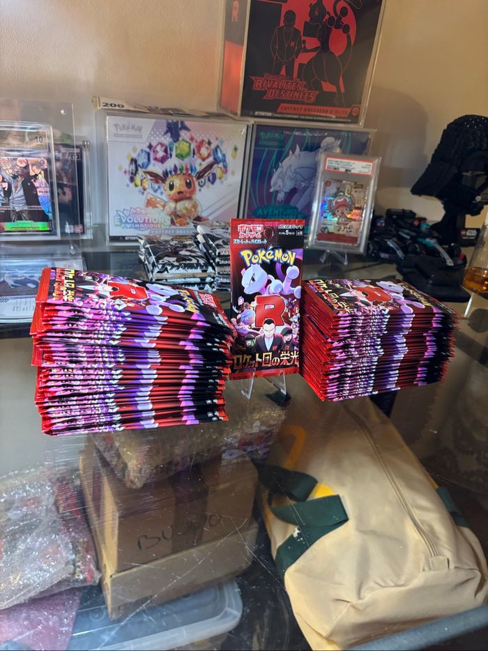Lots de 100 booster team rocket - photo numéro 2
