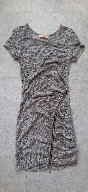 Robe grise