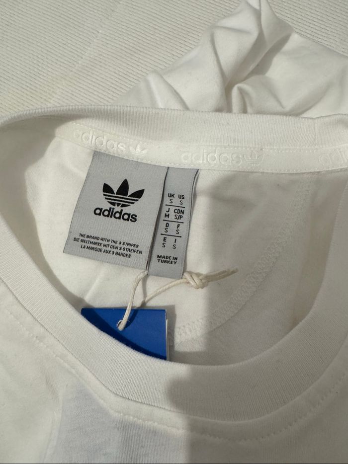 T-shirt Adidas blanc - Taille S - Neuf avec étiquette - photo numéro 9