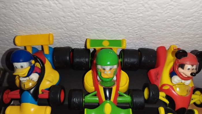 Figurine Mickey Formula 1 Topospeedy Topolino Gadget Picsou Donald figure car - photo numéro 2