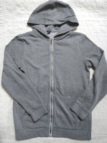 Kiabi sweat gris capuche 12 ans