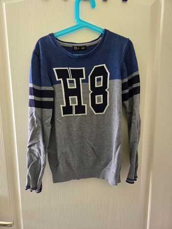 Pull tex garçon Taille 9 /10 ans