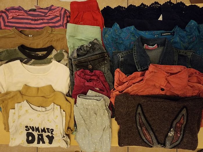 Lot vetement fille taille 4 ans - photo numéro 3