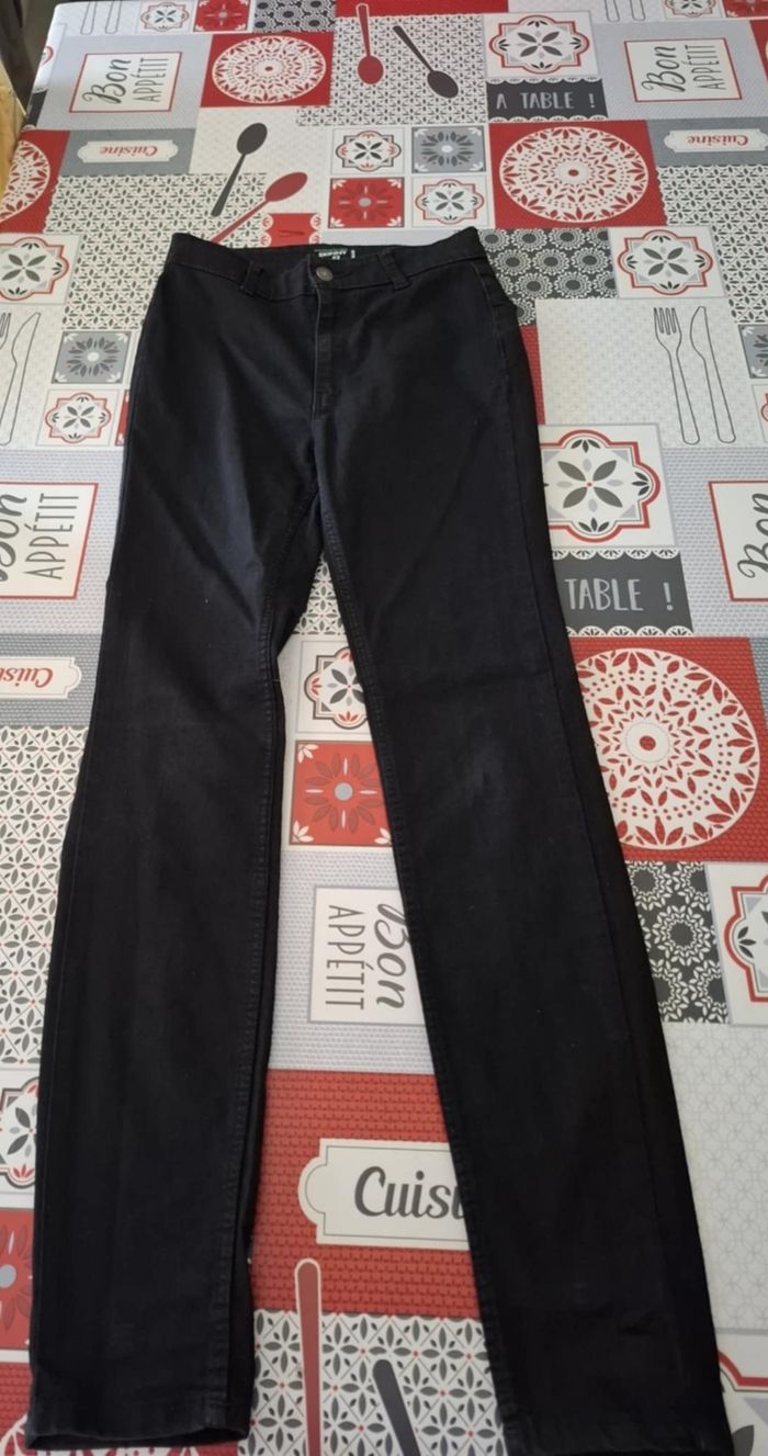 Skinny Neuf - photo numéro 3